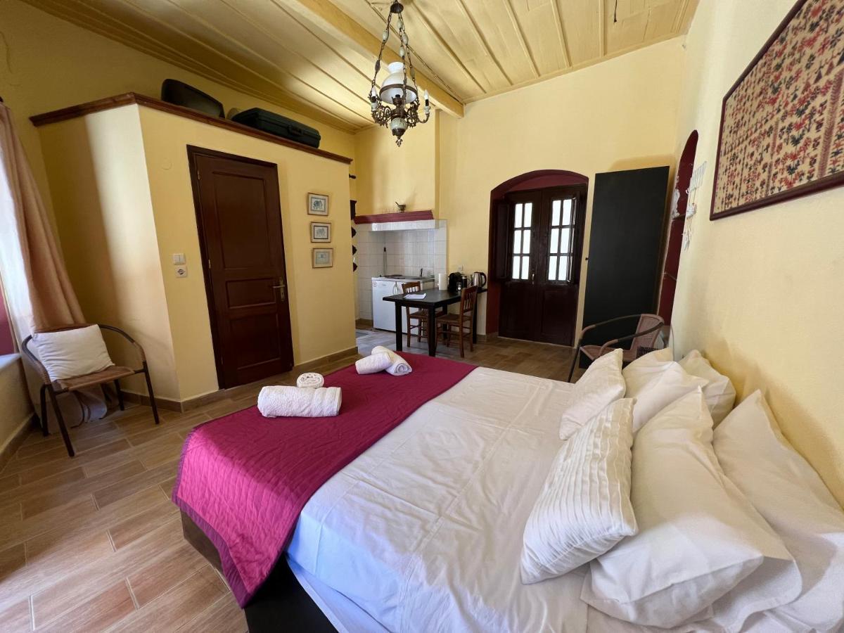Appartement The One & Only à Symi Extérieur photo