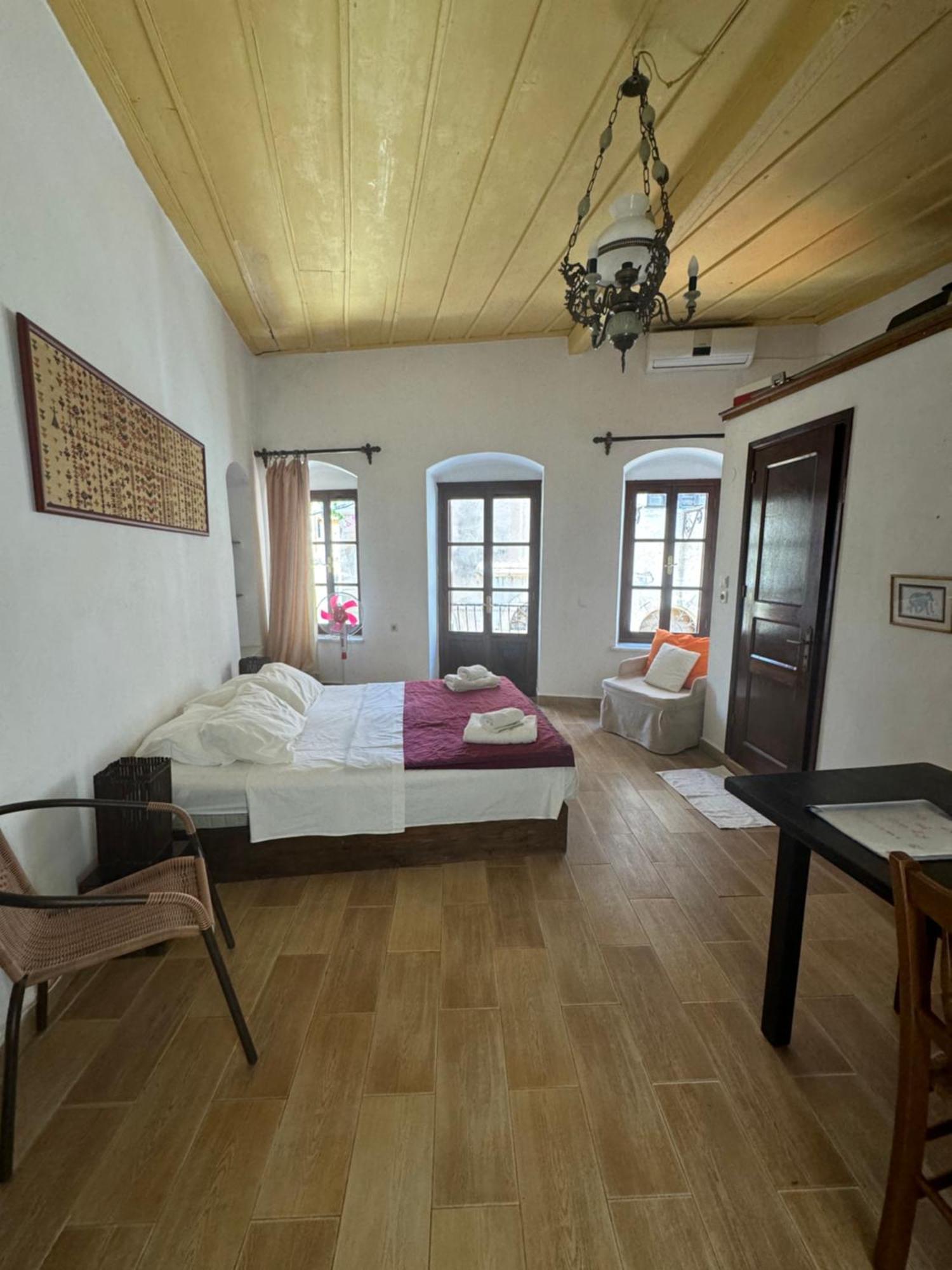 Appartement The One & Only à Symi Extérieur photo